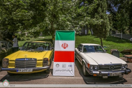 همایش خودروهای کلاسیک و تاریخی در مجموعه فرهنگی تاریخی نیاوران